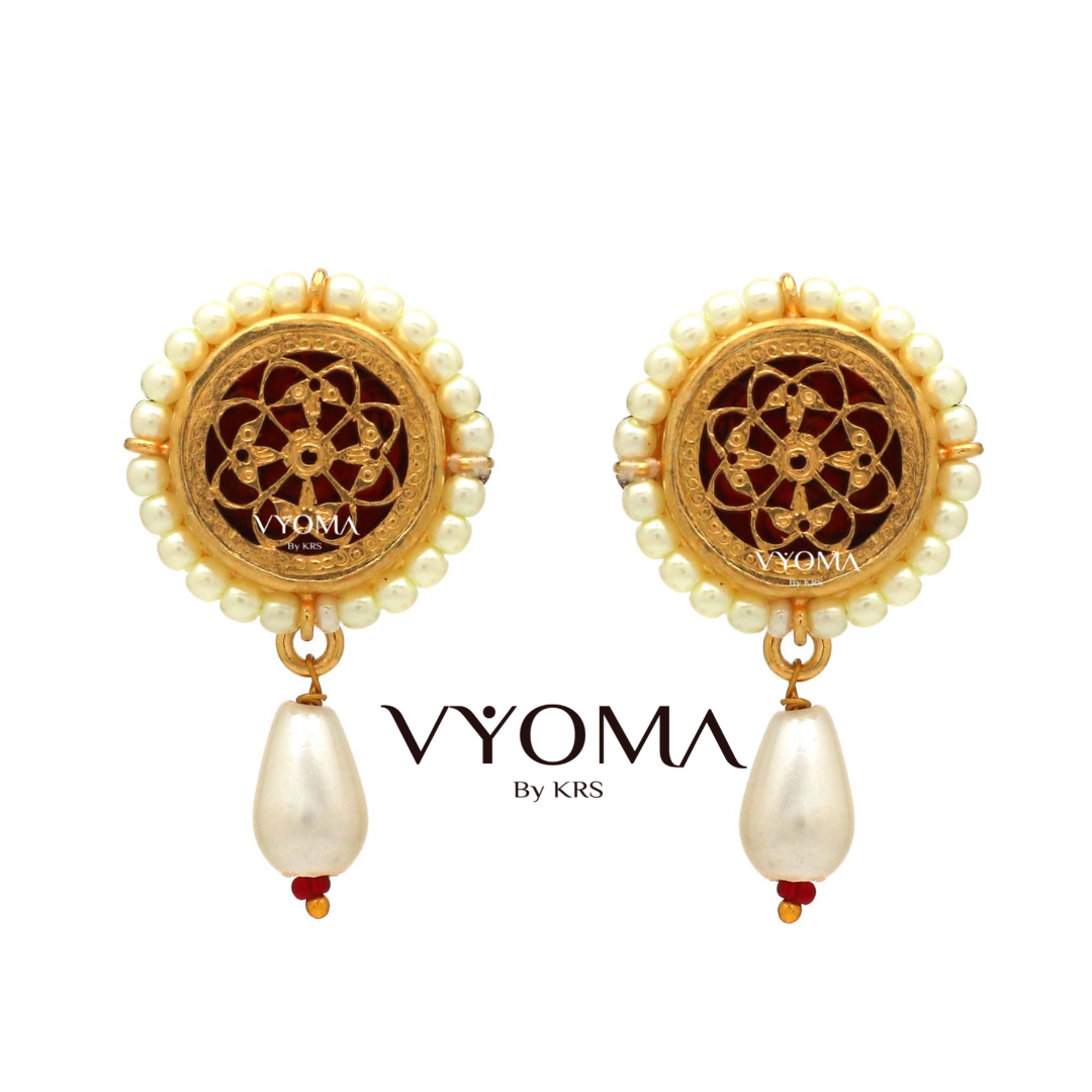 Vyoma Flower Pearl  Earrings